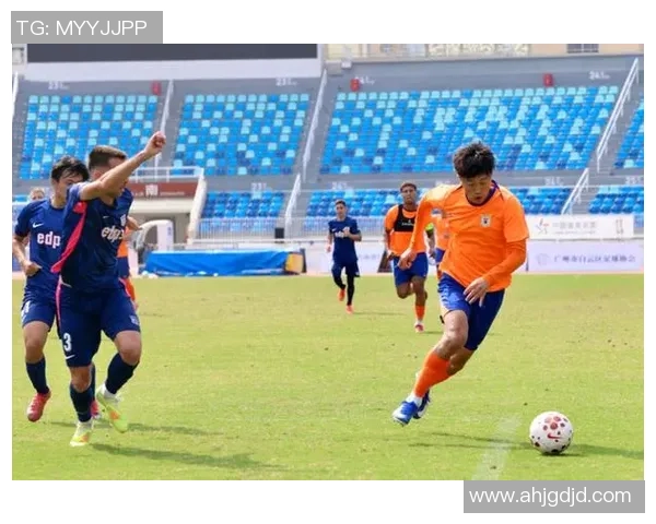 山东泰山热身赛3比1战胜香港杰志泽卡梅开二度展现强劲状态